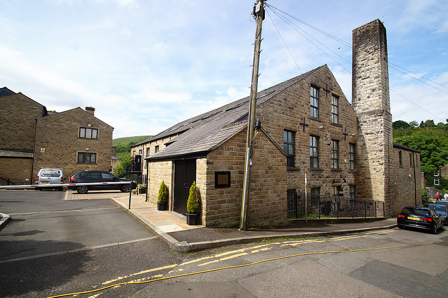 10 Spring Mill, Uppermill Bridges Estate Agents