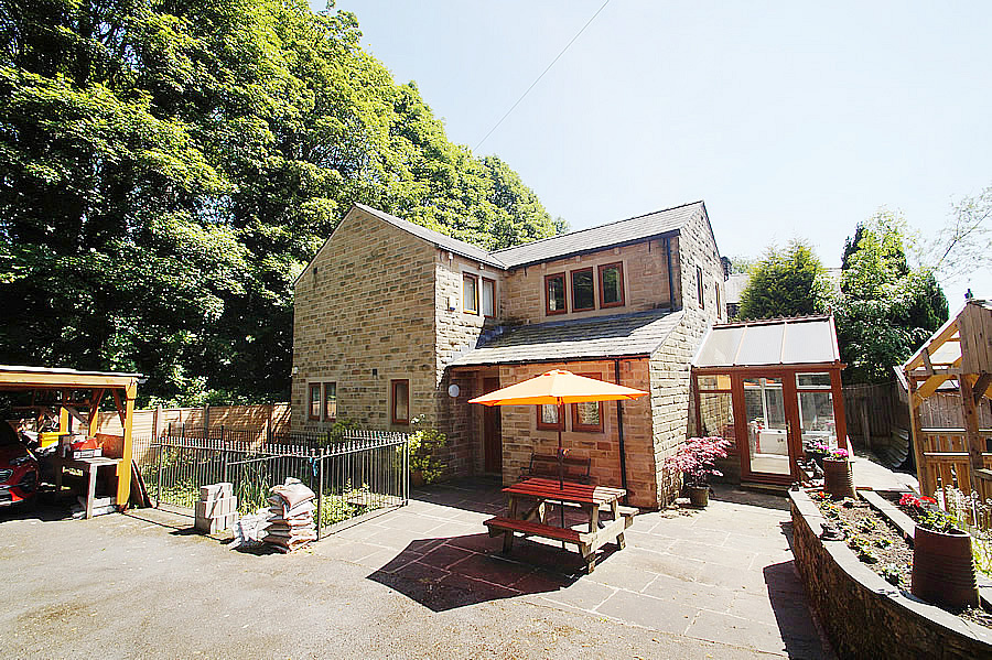 Pickhill Fold Bridges Estate Agents